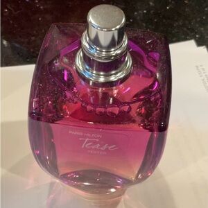 Paris Hilton Tease Eau de Parfum Spray - Pink